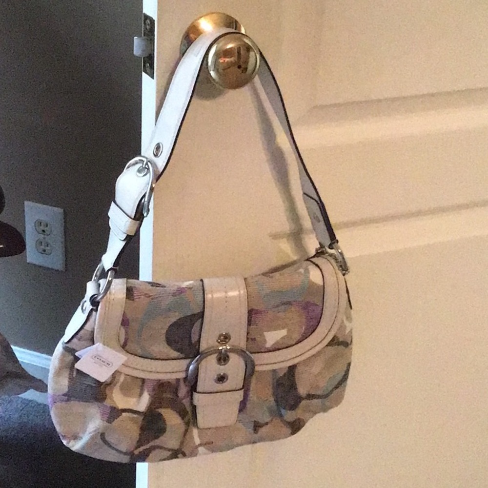 Coach Bag with Versatile Design